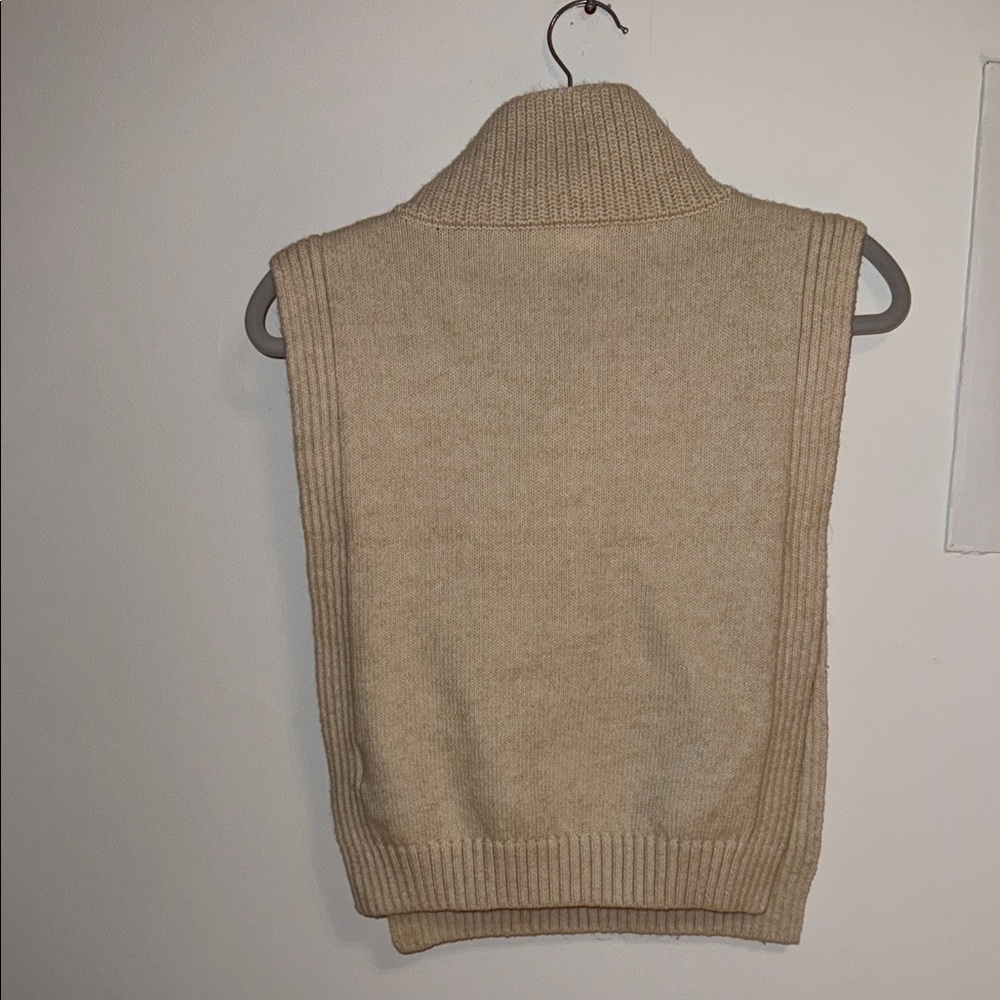 H&M Cream Knit Sleeveless Sweater Vest - Picture 3 of 5